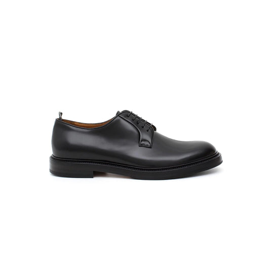 Derby brushed calfskin with light rubber sole